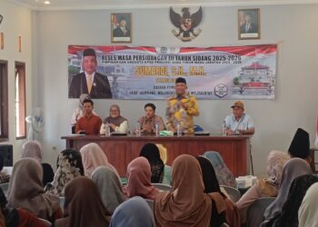 Didepan warga Mojokerto, anggota DPRD Jatim Sumardi komitmen cari solusi anggaran PAUD dan Fasilitas Polindes