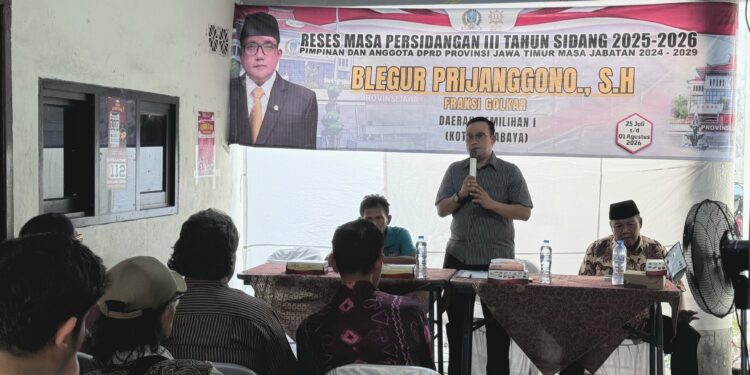 Reses, Blegur sarankan warga Surabaya manfaatkan Media Sosial untuk adukan pelayanan publik