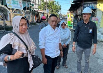 Warga Gebang Lor Andalkan Air Gerobakan untuk Memasak, DPRD dan PDAM Turun Langsung