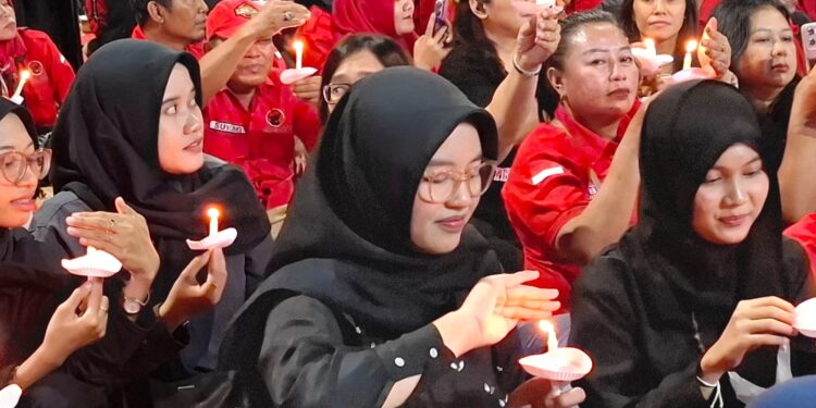 Refleksi 30 Tahun Kudatuli di Surabaya: Pelaku Kudatuli, Akademisi, dan Gen Z Nyalakan Lilin untuk Demokrasi
