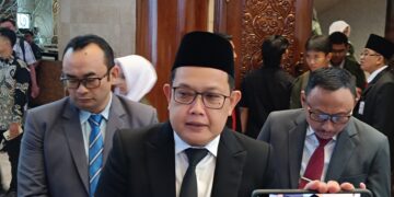 Percepat pemadaman Bromo, Pemprov Jatim tambah armada udara dan geser posko ke Ranu Pani