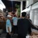 Wujud empati bencana NTT, Sekretariat DPRD Jatim berangkatkan paket bantuan kemanusiaan