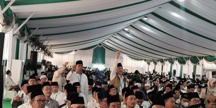 Pleno I Muktamar NU bahas tata tertib diwarnai hujan interupsi