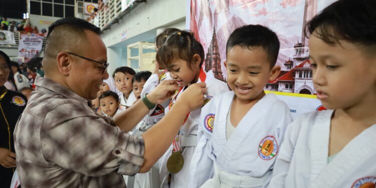 Cak Yebe Serukan Soliditas Perguruan Ju-Jitsu di Kejurprov Gresik, Targetkan Emas PON 2028