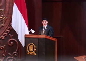 Tunjangan guru dan SILPA menjadi catatan Fraksi Partai Gerindra DPRD Jatim, iringi penetepan PAPBD Jatim 2026