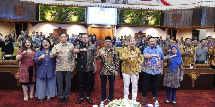 Isi WFH dengan inovasi, Setwan DPRD Jatim gandeng Hermawan Kartajaya dorong optimalisasi Aset dan PAD
