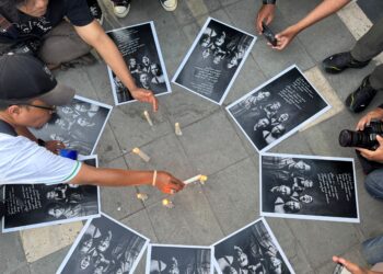 Doa jurnalis Surabaya untuk 5 Wartawan yang hilang di anak Krakatau