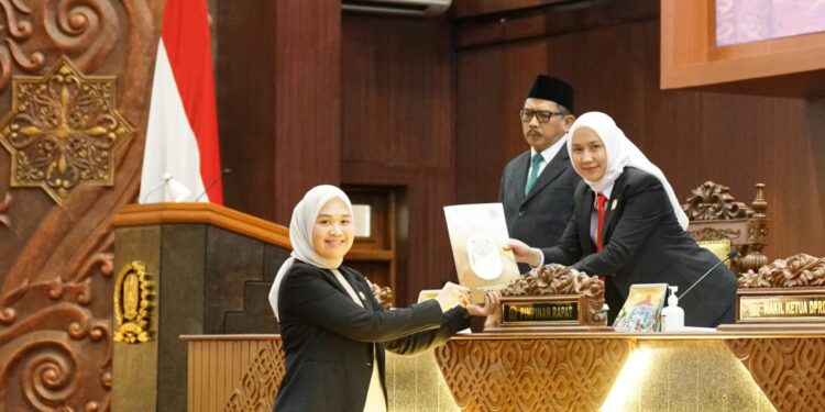 Komisi B DPRD Jatim tegaskan Raperda Ekosistem Halal tak bebani UMKM