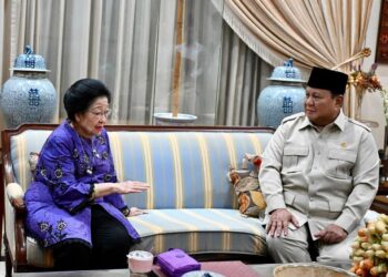 Bertemu Megawati di Teuku Umar, Puan sebut hubungan PDIP dan Prabowo tetap hangat seperti keluarga