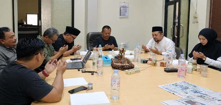 Bersama Gus Bahar, PWI Jatim gelar doa bersama untuk lima Jurnalis yang hilang di anak Krakatau