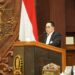Gubernur Khofifah beri catatan terkait Raperda Produk Halal, soroti kewenangan LPH hingga anggaran