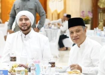 Ribuan warga hadiri “Jatim Bersholawat”, Hidayat: Doa untuk kebaikan dan kemajuan Jawa Timur.