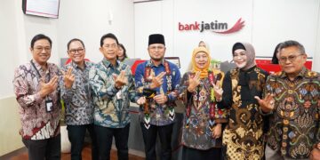 Perkuat sinergi ekonomi Jatim-Kaltim, Bank Jatim resmi buka kantor cabang di Balikpapan