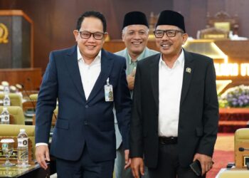 Wanti-wanti seleksi Kepala Biro BUMD dan BLUD Jatim, Ketua DPRD Jatim ingatkan steril dari politik praktis