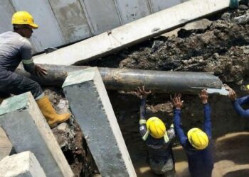 Pipa PDAM Putus Terdampak Proyek Jembatan Hotel Patra Surabaya, 6 Kawasan Terancam Gangguan Air