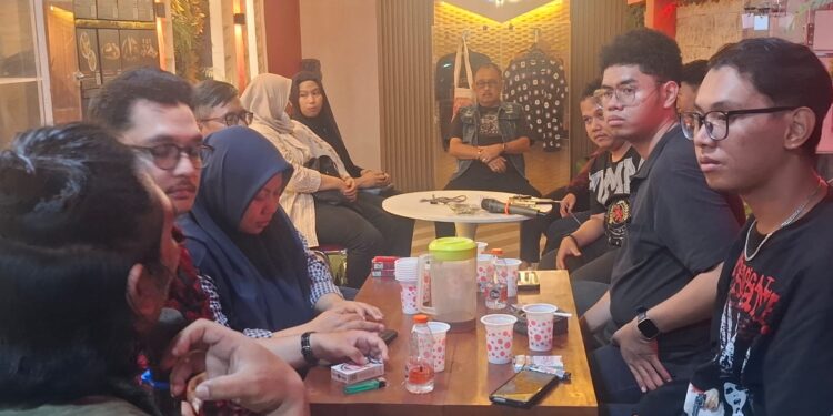 PDIP Surabaya: Gen Z Bebas Berkreasi, Inovatif, Kritik Pemerintah